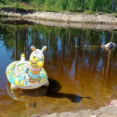 Esterin Tupa, Alajaervi Apartament